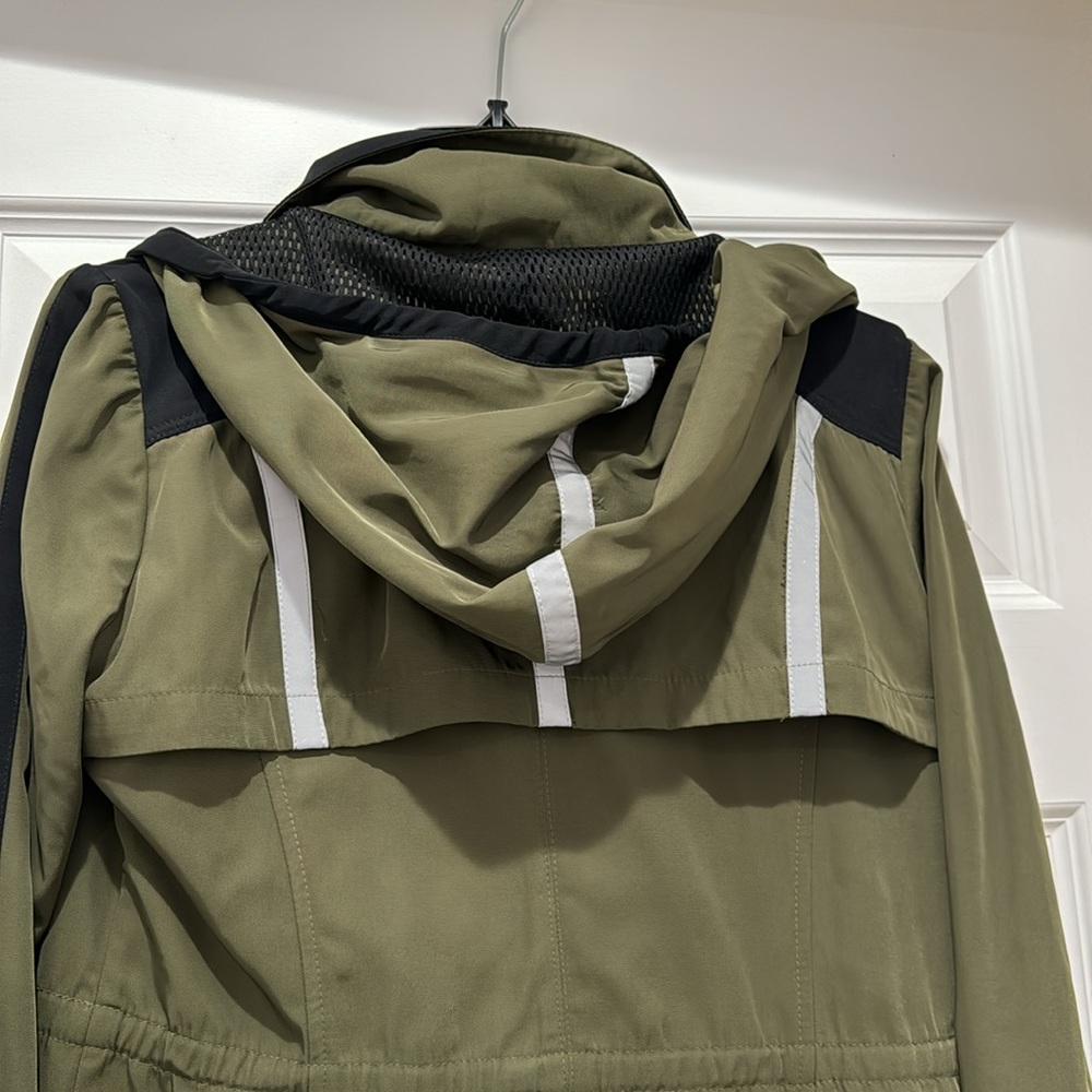 ladies jacket - Picture 4 of 7